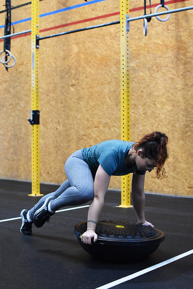 Dome Trainer - Showroom CrossFit Des Monts - Utilisation dôme vers le bas