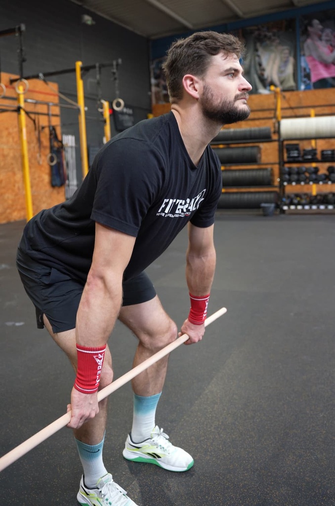 Pourquoi utiliser un bâton en bois ou en PVC pour son échauffement ?