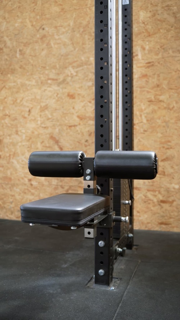 Siège pour poulie de musculation sur rack de cross training et musculation