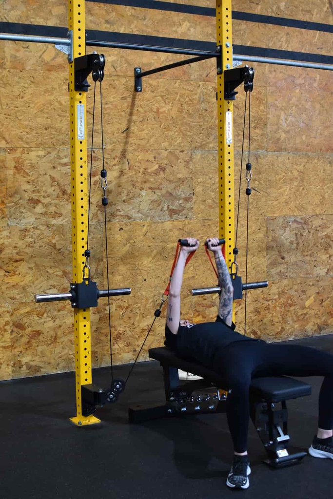 Bench sur double poulie vis à vis