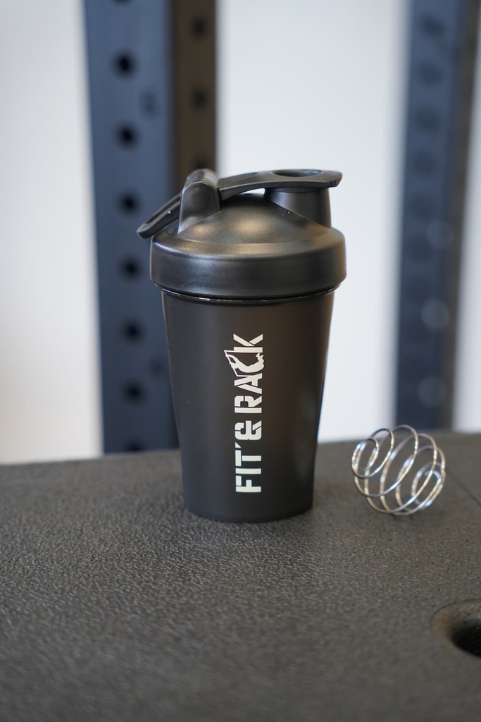 Shaker avec mélangeur pour entrainements sportifs