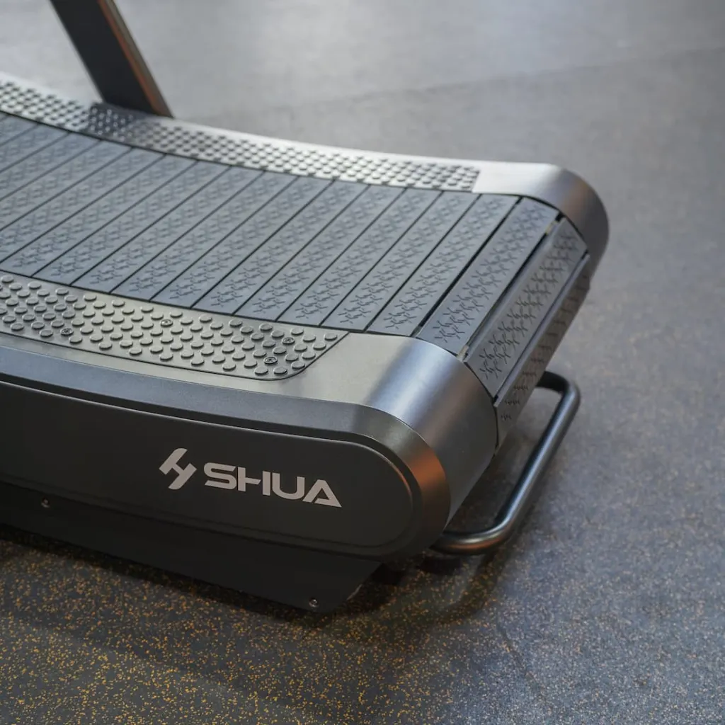 Pourquoi choisir un tapis de course incurvé sans moteur